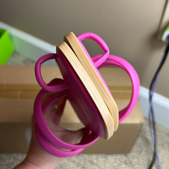 NWOT • Dolce Vita • Nixia 🩷 Magenta Stella • Size 8 • Cozy, flat slides! 😍 - Picture 8 of 12